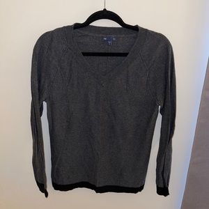 Gap sweater- M